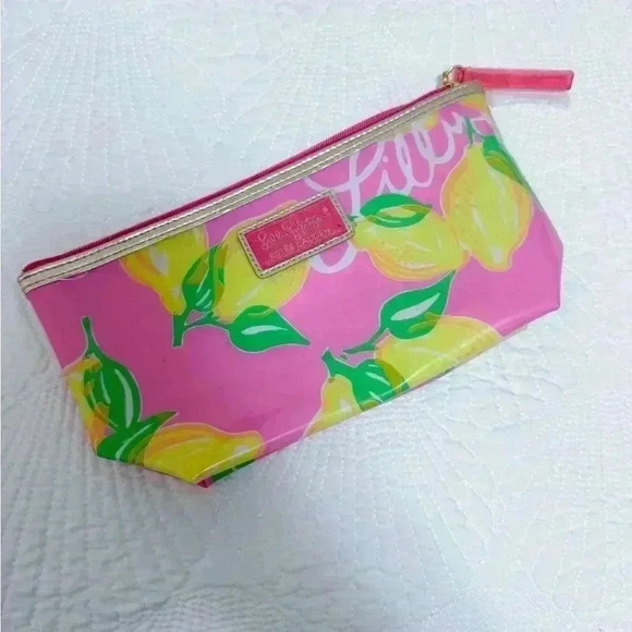 Lilly Pulitzer Estée Lauder Makeup Bag - Picture 1 of 5